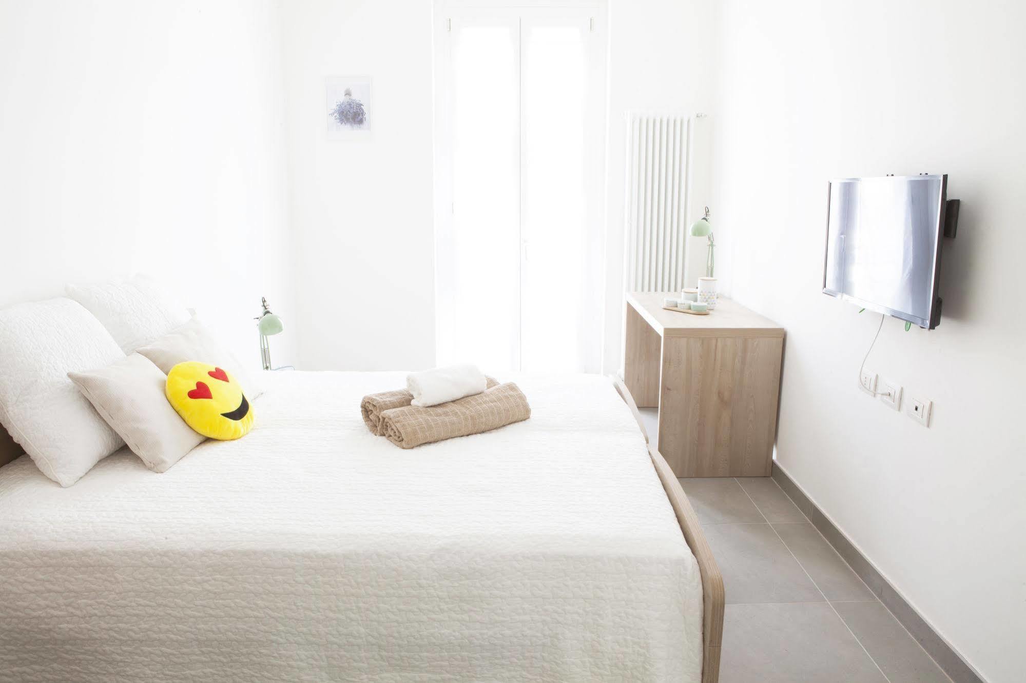 Alessia'S Flat - Buenos Aires Apartment มิลาน ภายนอก รูปภาพ